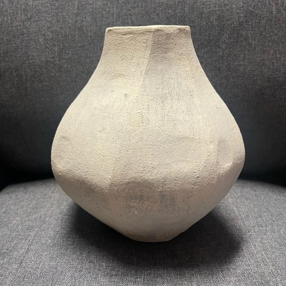 Crate and Barrel Facette White Vase 8.5